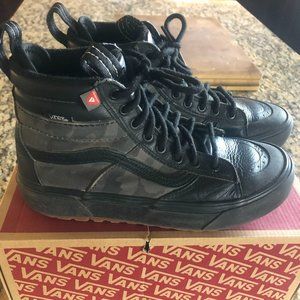 VANS Sk8 Hi MTE 2.0 Dx Woodland Camo/Black Men’s 6.5 / Women’s 8.0